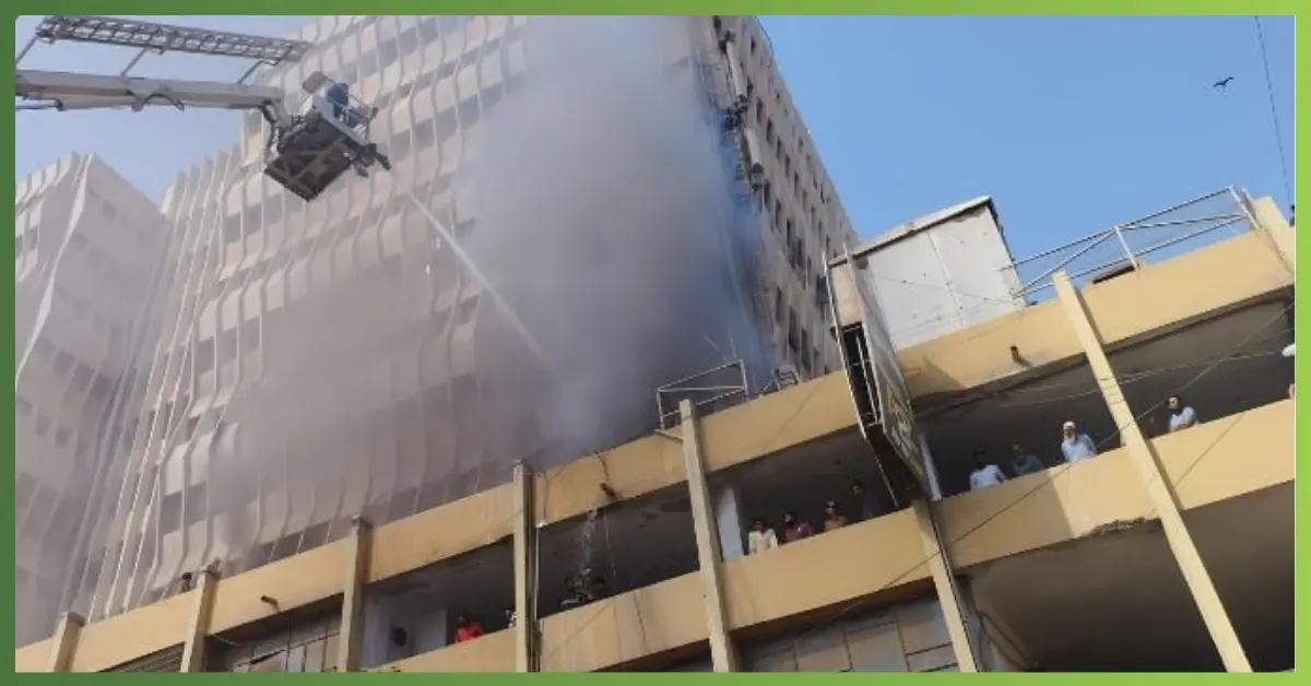 Fire Breaks Out at Rimpa Plaza on Karachi’s M.A. Jinnah Road