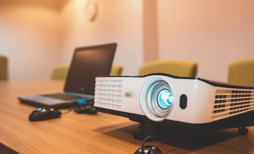 Buy Multimedia Projectors in Pakistan 2026 | GreenTech